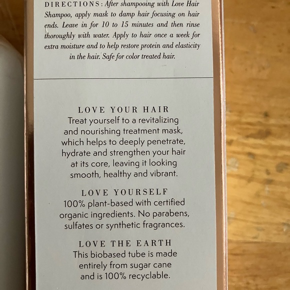 BUNDLE of LOVE revitalizing shampoo (12 oz) & nourishing treatment mask (6 oz) - Picture 3 of 3